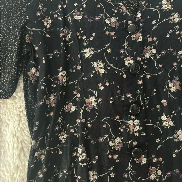 VTG 90s Casablanca - Black Floral Print Button Down Short Sleeve Top - Picture 3 of 7